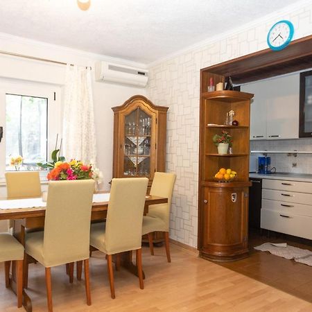 Apartment A&A Макарска Экстерьер фото