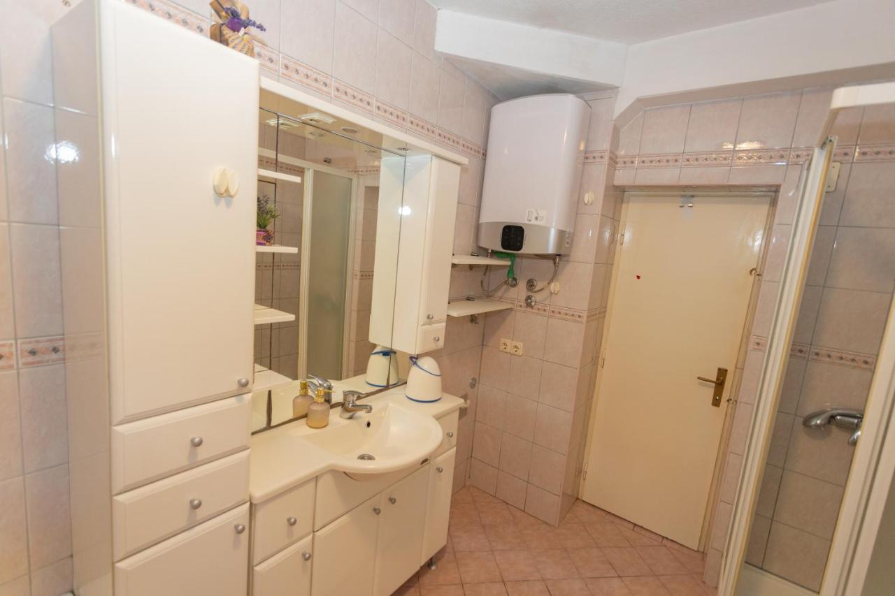 Apartment A&A Макарска Экстерьер фото