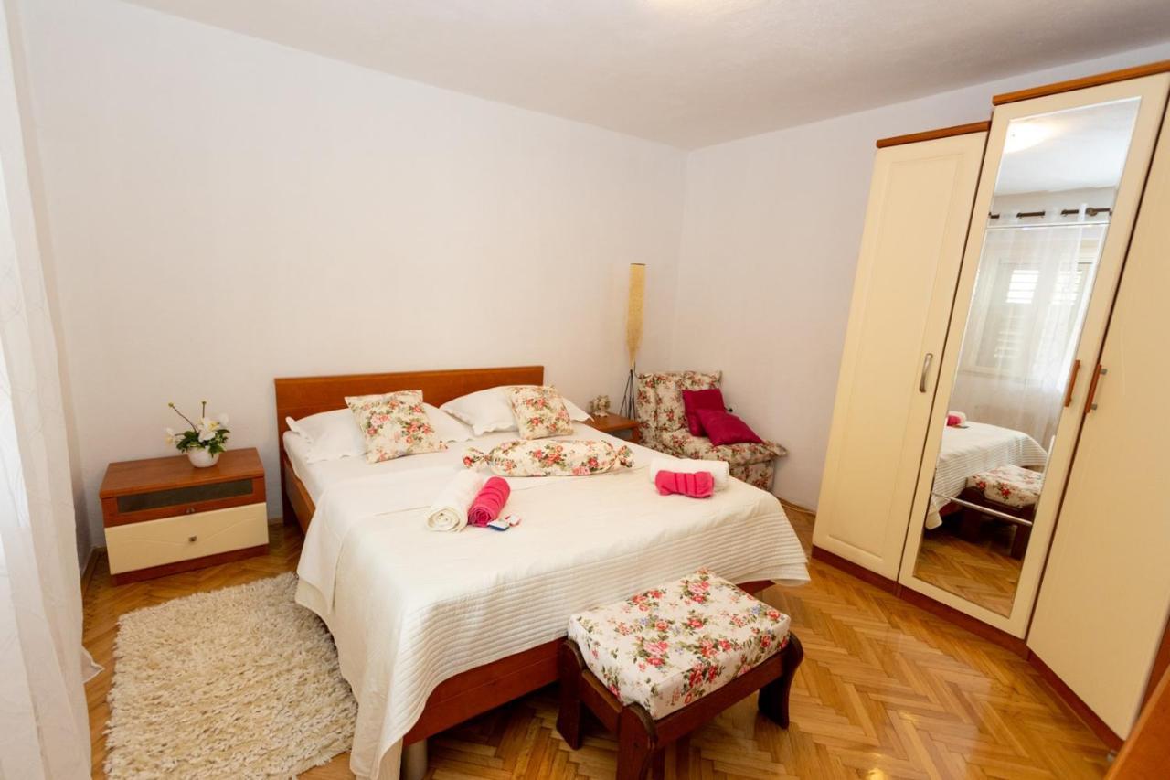 Apartment A&A Макарска Экстерьер фото